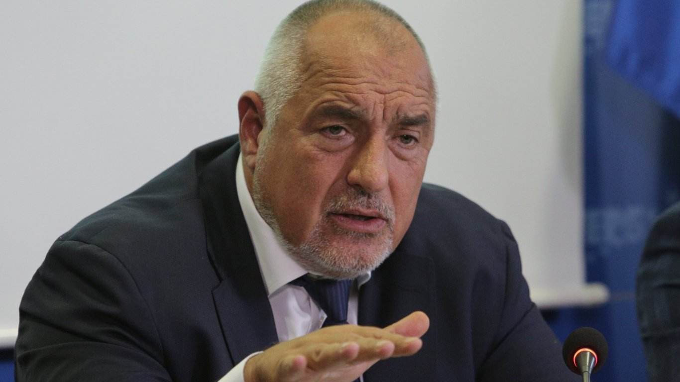Борисов: Най-лесно е кабинет с мандат на Янев, а шефовете на комисии да станат министри 