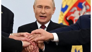 Руският президент Владимир Путин подписа федерални закони за ратифициране на