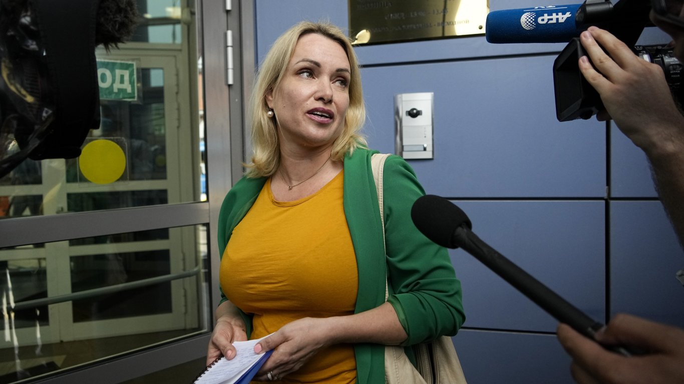Марина Овсянникова потвърди, че е избягала: Смятам се за напълно невинна и се освобождавам