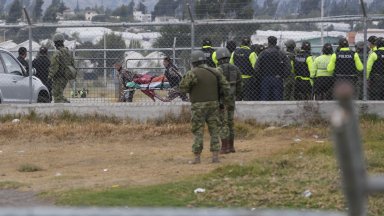 Сблъсъци в затвор в Гуаякил Югозападен Еквадор причиниха вчера смъртта