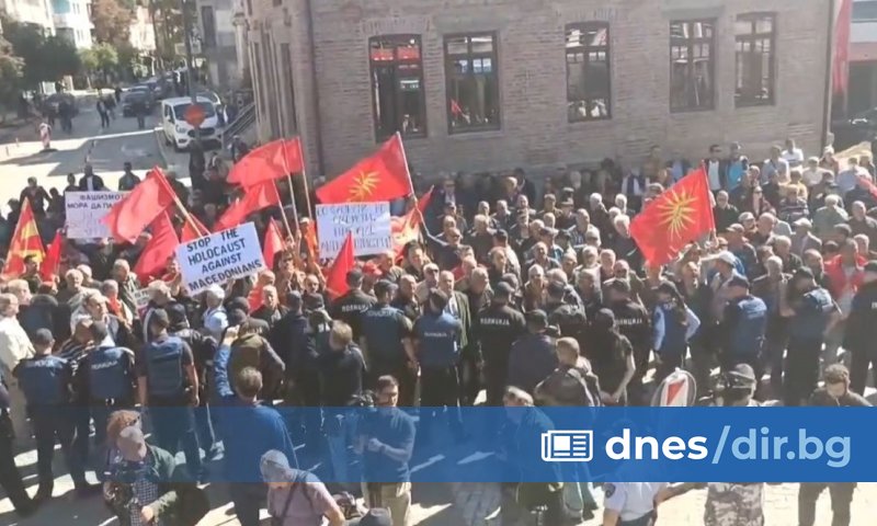 Управляващи и опозиция в Северна Македония се обединиха в критичните