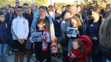 Стотици жители на Шумен излязоха тази вечер на протестно шествие