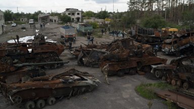 Украинските власти откриха масов гроб в наскоро освободения източен град