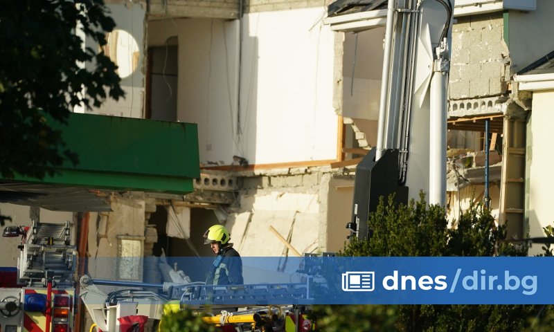 Девет души са загинали при експлозия на бензиностанция в северозападната