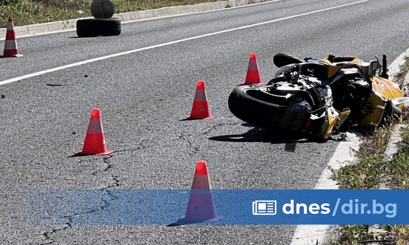 Моторист загина при катастрофа на прохода Шипка. Вероятно е загубил