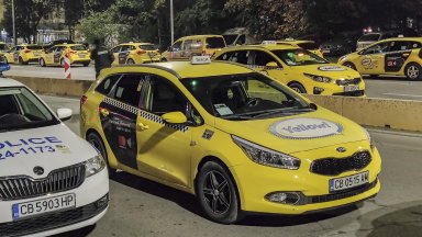 Министърът на транспорта с мерки за сигурността на таксиметровите шофьори