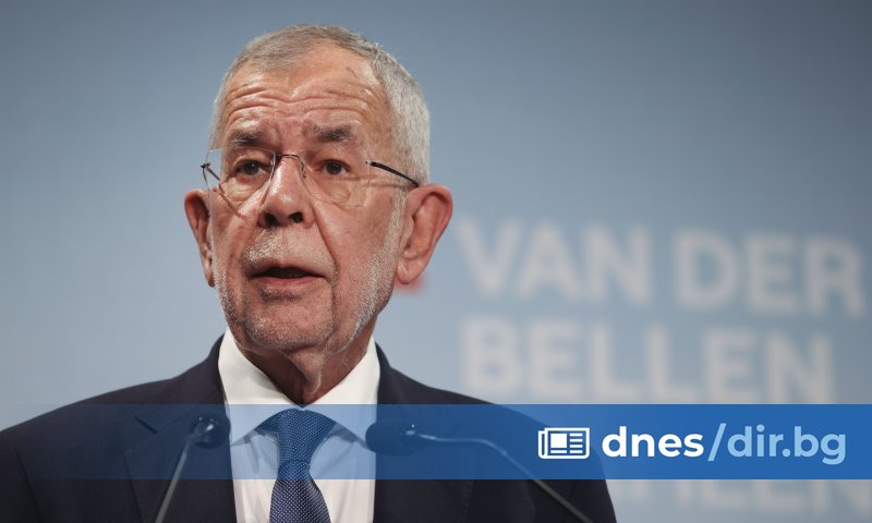 Австрийският президент Александър ван дер Белен печели над 50 процента