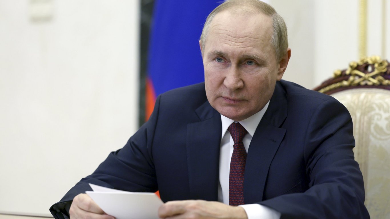 Путин подписа закон, който предвижда доживотен затвор за диверсанти