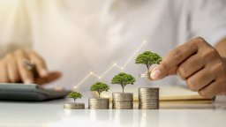 Възможни ли са инвестиции с малки месечни суми?