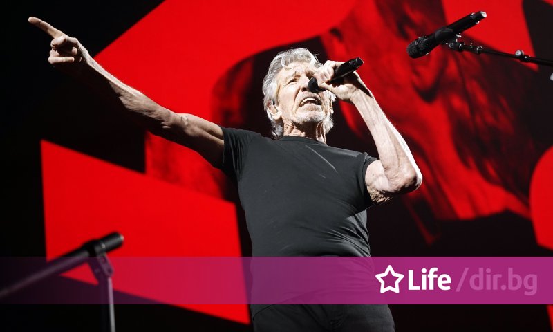 Съоснователят на Пинк Флойд Роджър Уотърс се изказа днес пред