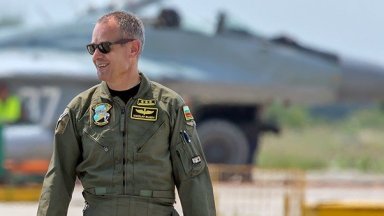 Задължително ни трябва междинен изтребител още в рамките на 12 15