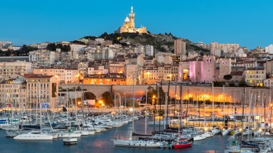 Френски град пусна приложение за борба със сексуалния тормоз на плажа