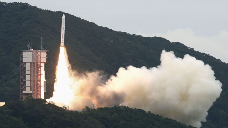 Японска ракета се самовзриви след неуспешно изстрелване