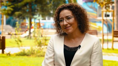 Вече 30 години тя е посветена на ранното детско развитие