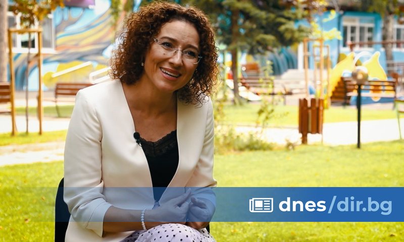 Вече 30 години тя е посветена на ранното детско развитие