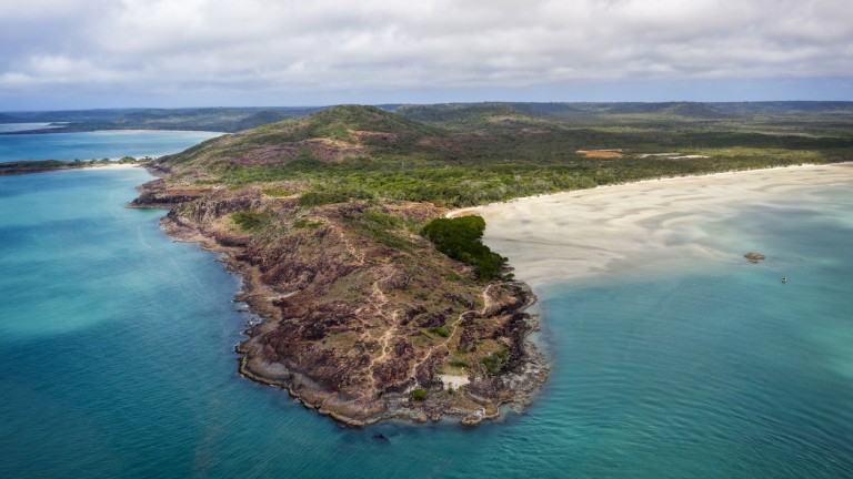 Австралия предава контрола над най-новите си национални паркове на коренното население