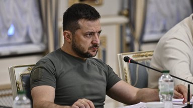 Украинският президент Володимир Зеленски обвини Русия че е заложила експлозиви