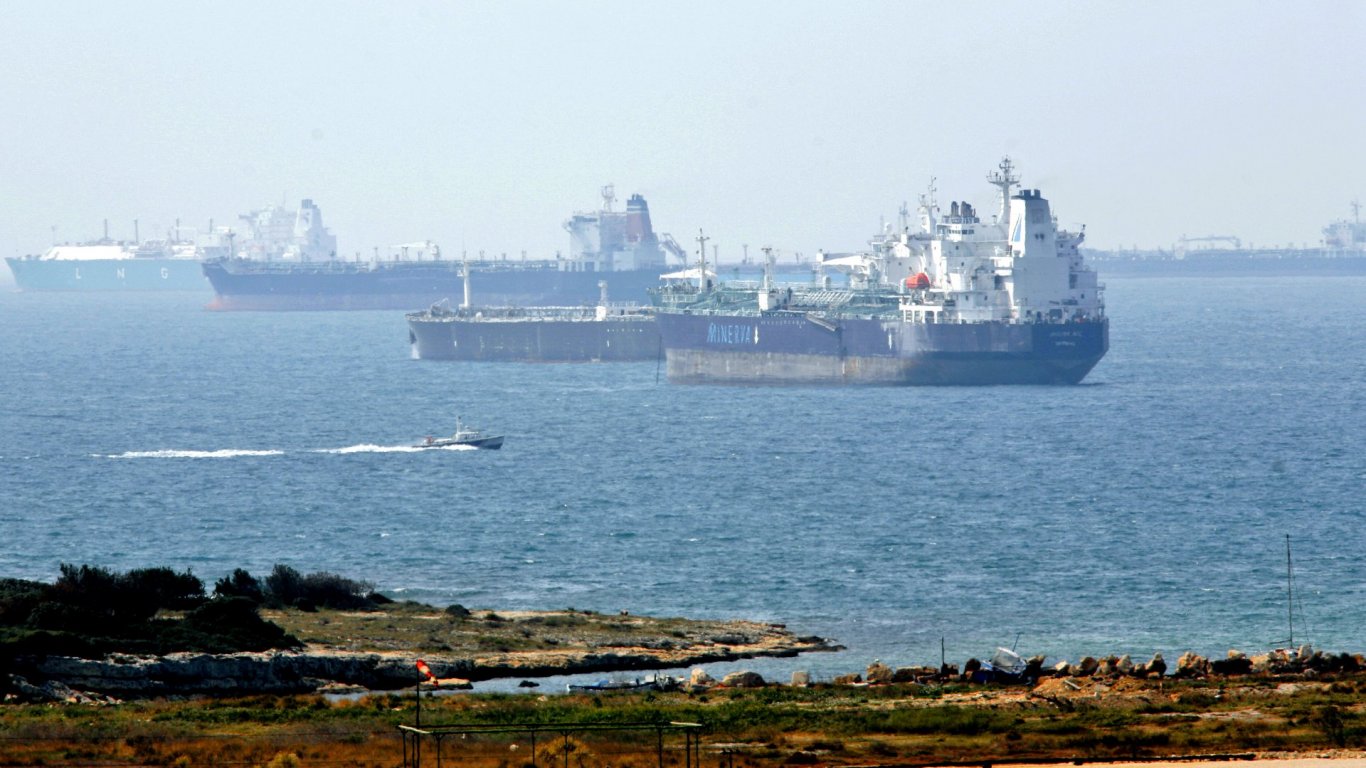 Задръстване от петролни танкери в Турция