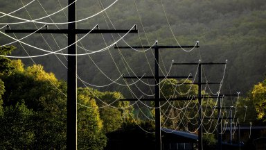 Европейските борси за ток прескочиха границата от 400 евро за MWh