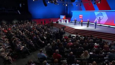 С пълно мнозинство от 224 гласа лидерът на шведската социалдемократическа партия