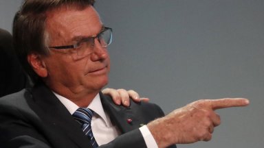 Само няколко седмици след като негови поддръжници щурмуваха сградите на