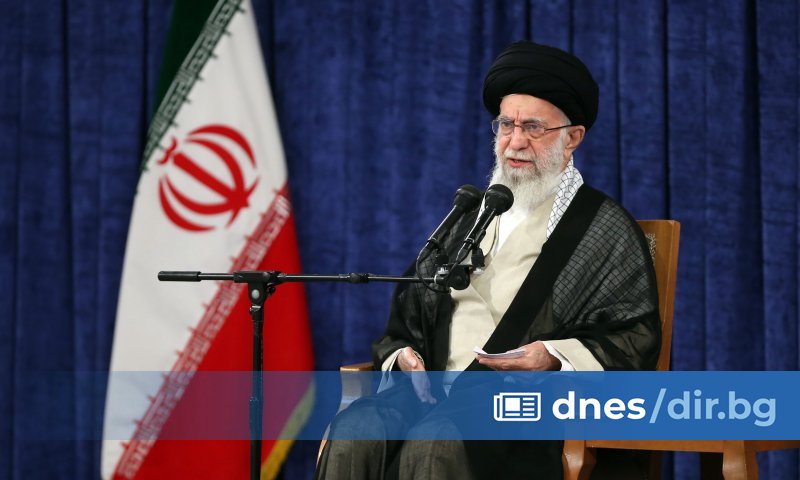 Сестрата на иранския духовен лидер, аятолах Али Хаменей, днес разкритикува