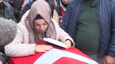 Петдесет деца остават сирачета след трагедията в мината в Турция