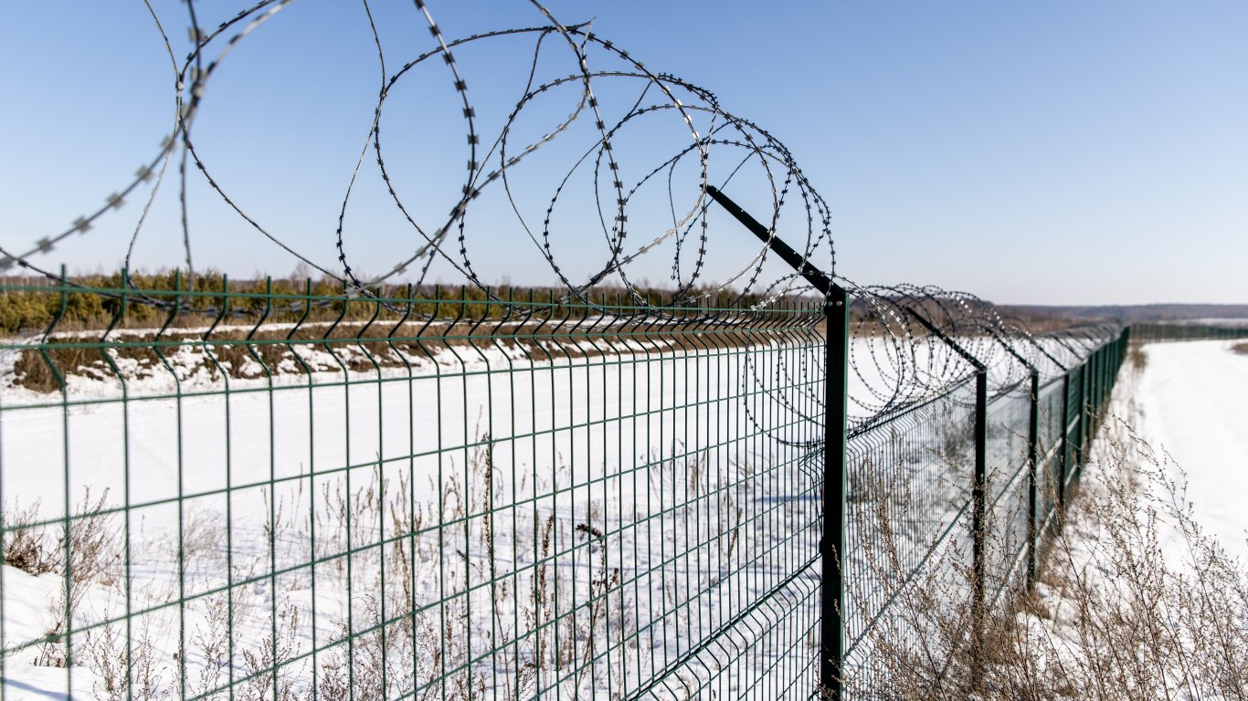 Министър-председателката на Финландия очаква подкрепа от парламента за ограда по границата с Русия