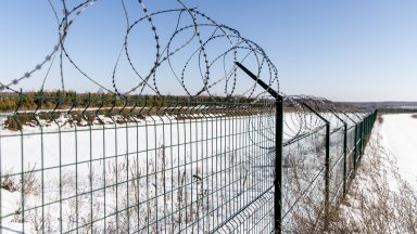 България не трябва да бъде оставяна сама да охранява външната