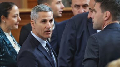 ПП отрече обвинението на БСП че техният лидер Кирил Петков