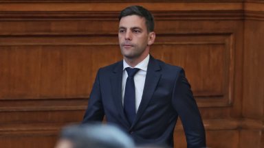 Минчев е съобщил решението си на своите колеги от ПП
