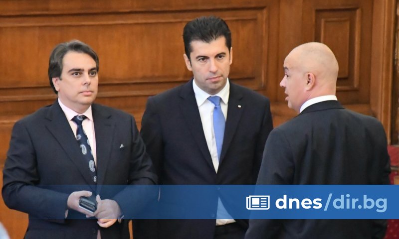 Съпредседателят на Продължаваме промяната Кирил Петков обяви, че ще съди