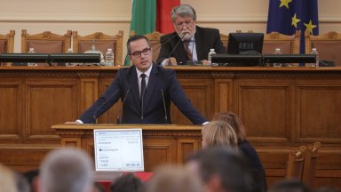 Скандал между Възраждане и БСП избухна покрай обсъждането на второ