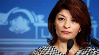 Проява на лидерство беше срещата между всички които седнаха на