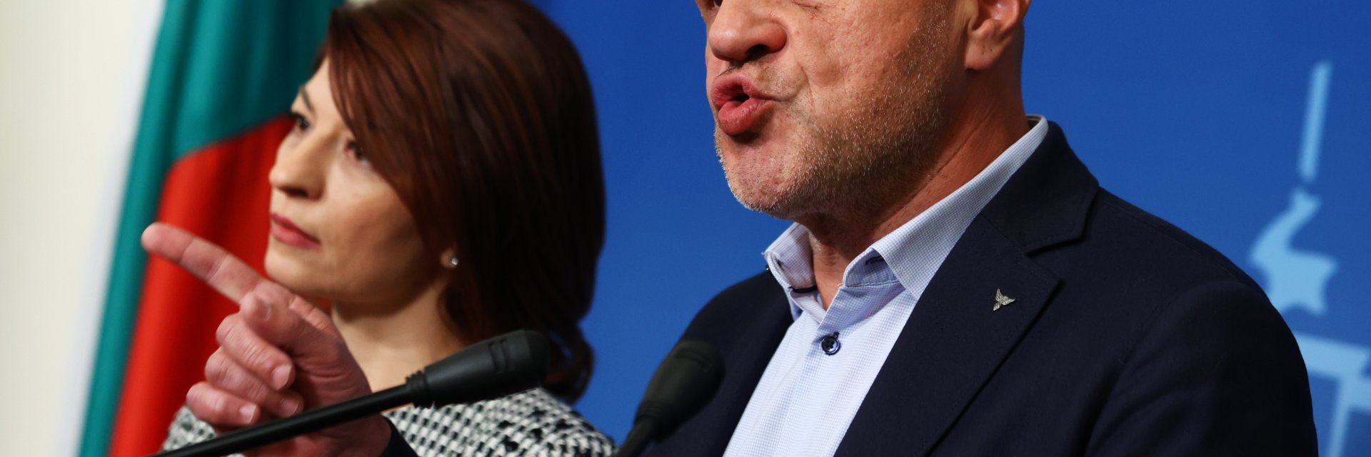 Томислав Дончев: Правилно е президентът да не бърза с връчването на мандатите