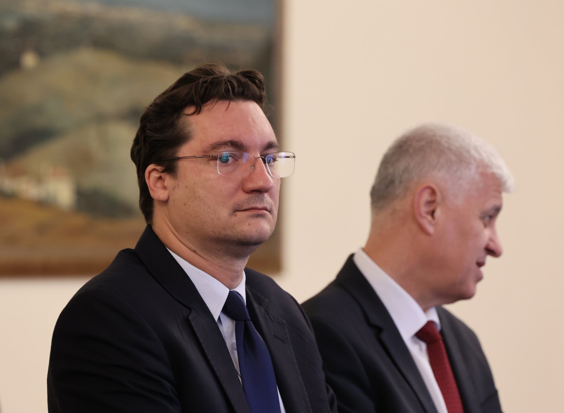 Крум Зарков по време на заседанието на Министерски съвет Снимки: БТА