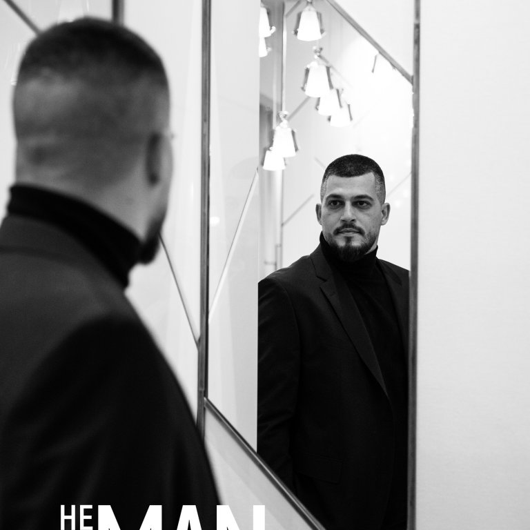Водещият на He`s The MAN! Деян Веселинов и мъжката Скала на суетата