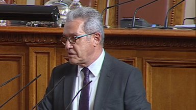 Ние настоявахме за машини за гласуване и продължаваме да сме