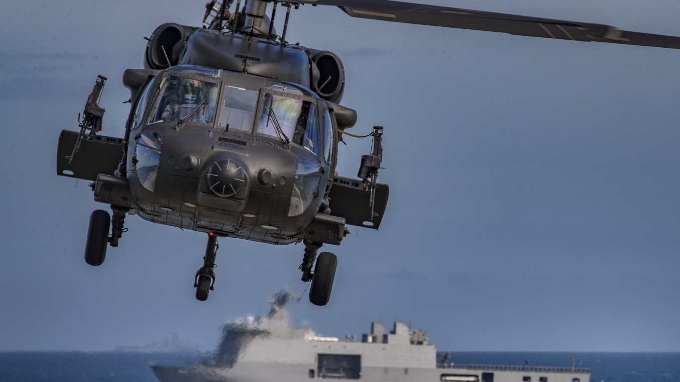 Армията на САЩ се похвали с безпилотен хеликоптер UH-60 Black Hawk