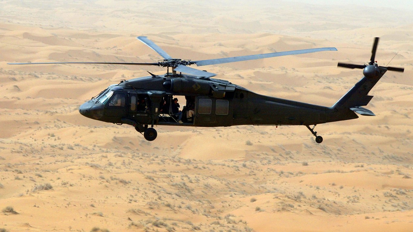 Sikorsky UH-60 Black Hawk 