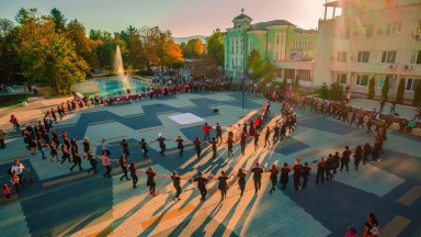Над 400 танцьори пристигат в Търговище за „Джумалийско надиграване“