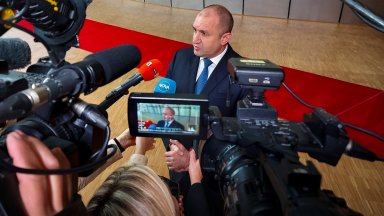 Държавният глава Румен Радев проведе телефонен разговор с държавния секретар