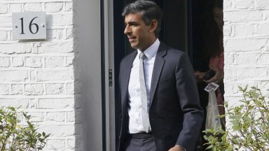 42 годишният Риши Сунак ще стане следващият министър председател на Обединеното кралство