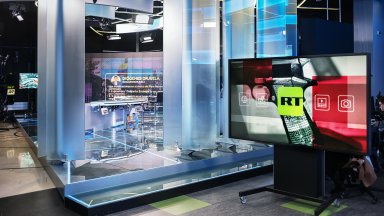 Украйна обвини в неделя руската телевизия РТ която е контролирана