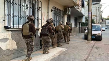 Издирват 15 членове от терористичната групировка ПКК в Турция