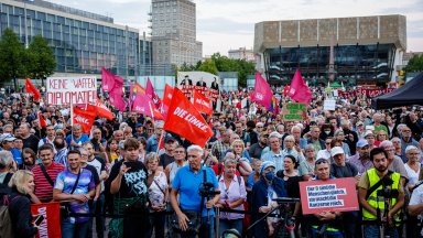 Хиляди са протестирали снощи в Германия срещу енергийната политика на