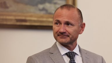 Няма да подам оставка това изказване беше ирония от страна