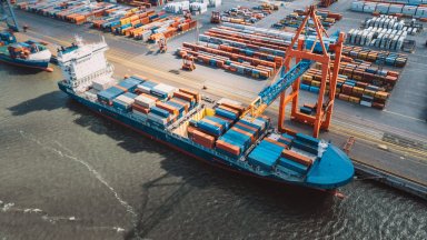 Китайски гигант влиза в капитала на пристанищен терминал в Хамбург