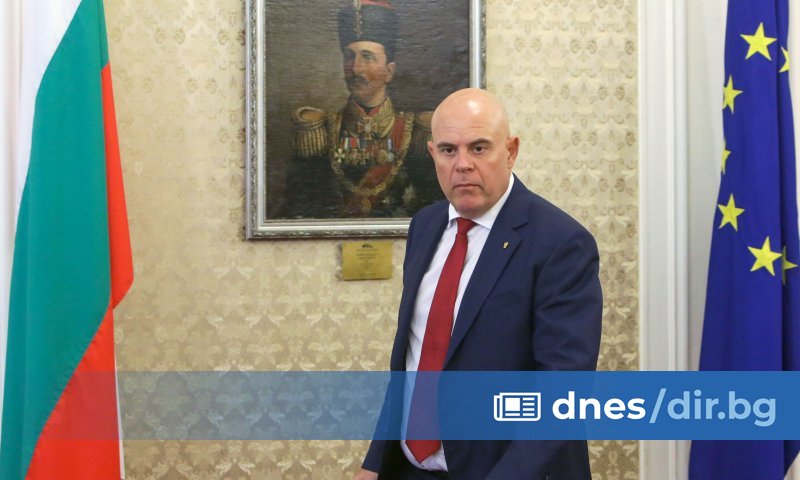 Надявам се г-н Христо Иванов от Демократична България, Продължаваме Промяната