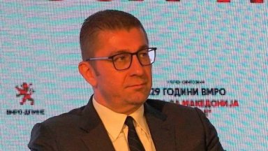 Лидерът на опозиционната ВМРО ДПМНЕ Християн Мицкоски призова политиците в Северна